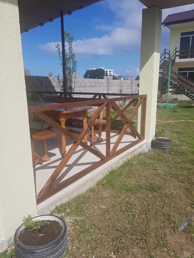 Гостевой дом Lana Пицунда