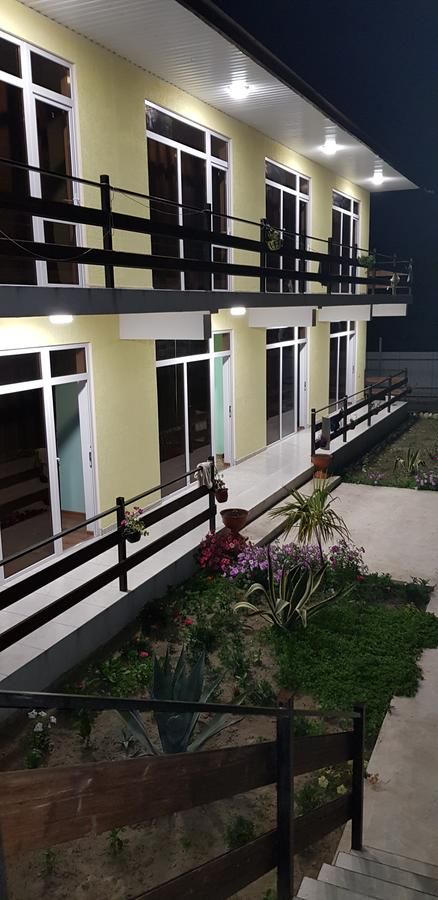 Гостевой дом Lana Пицунда